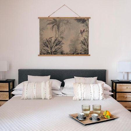 Vicolo Paterno Apartments Палермо Стая снимка