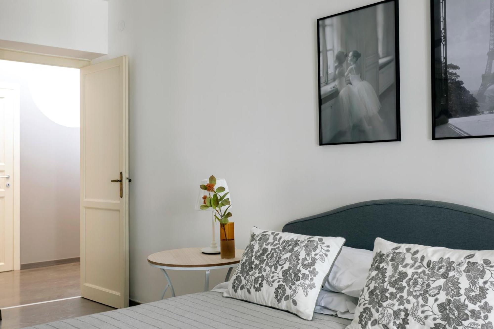 Vicolo Paterno Apartments Палермо Стая снимка
